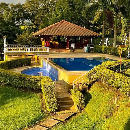 Hotel Casa Confort Santa Rosa de Cabal Zewnętrze zdjęcie